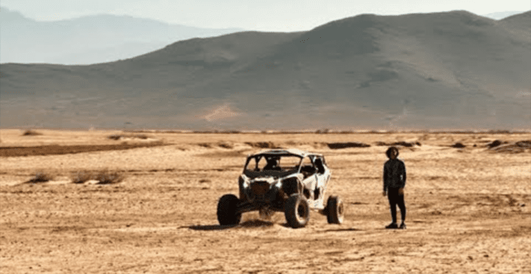 Mougli release “Zinedine” in the desert