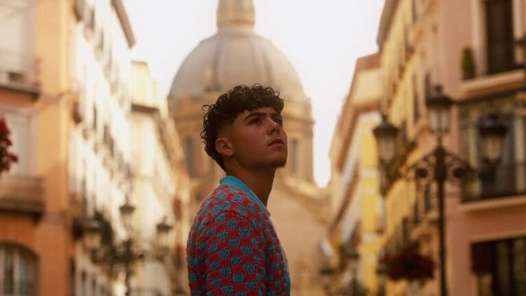 Andy Roques Visage: Get to Know the Musician From Southern France