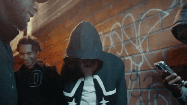 Diddy Trix breaks conventions with “La pente”!