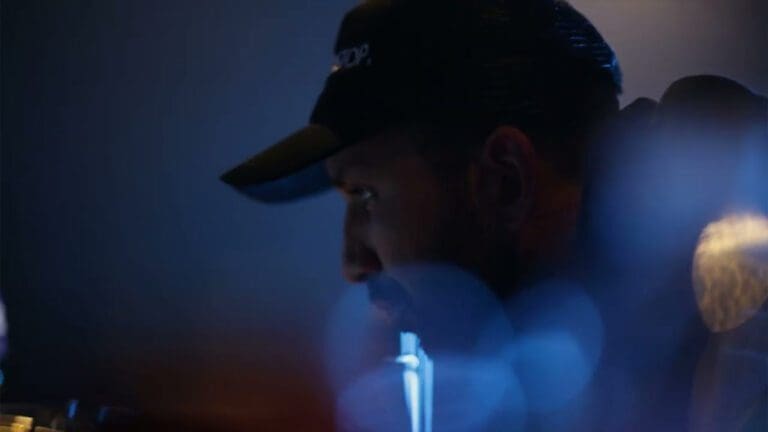Hash24 reveals himself on “Moon Vision”!