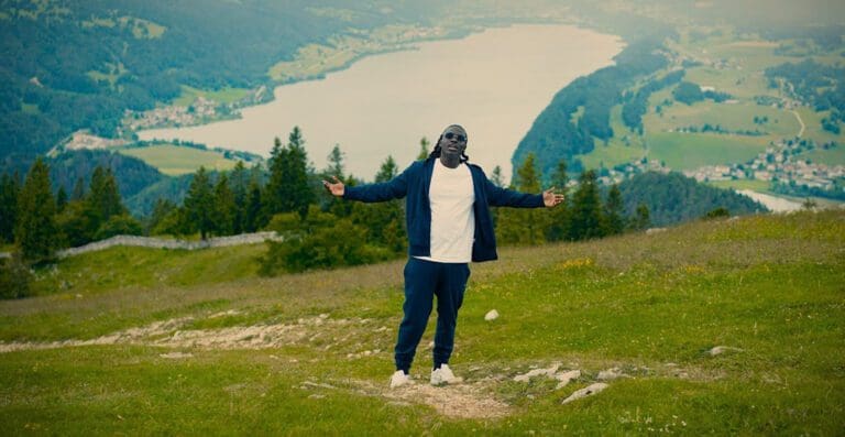 Mortalla releases the track “Horizons”!