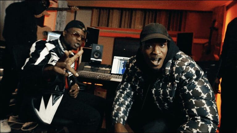 Ninho and Niska set the stage on fire with a highly *rap* freestyle!