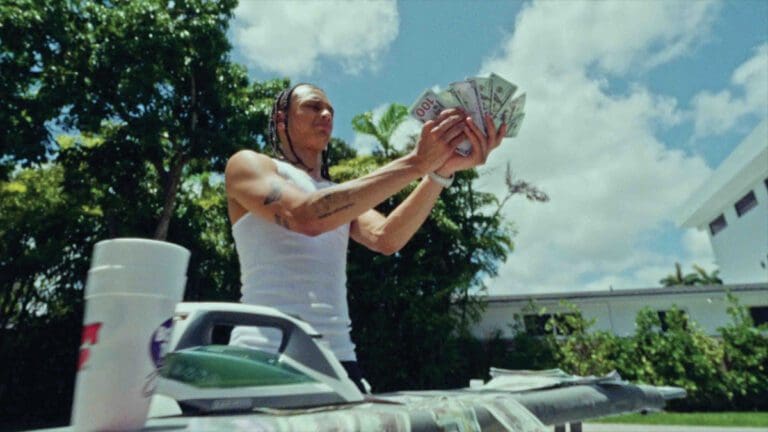Favé is, without a doubt, a real “Money Maker”.