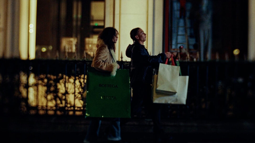 Favé stands by his project with “Tout donner”. Favé stands by his project with “Tout donner”.