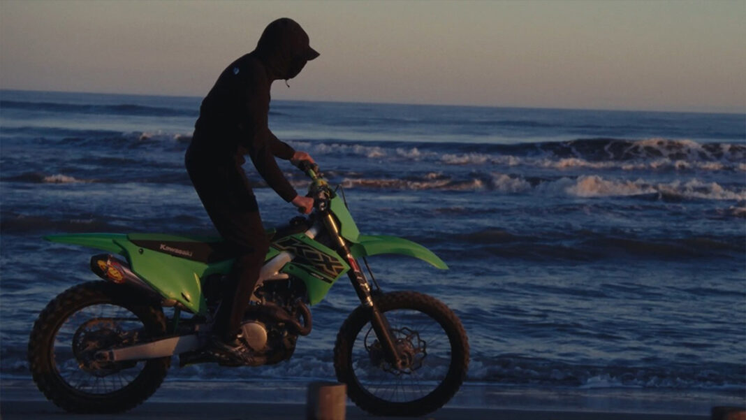 Nada drops the single “Ça va vite”! Nada drops the single “Ça va vite”!