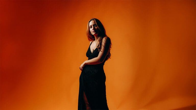 Solane: A New Pop Energy Shaped by Movement, Identity, and Renewal