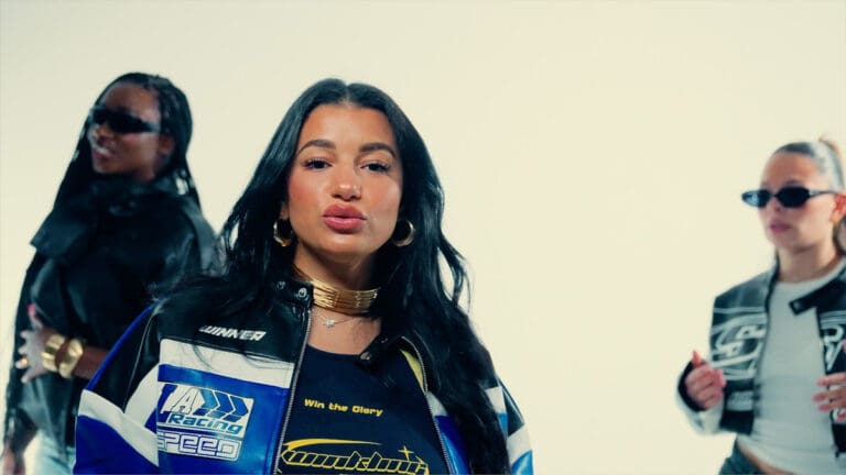 Iliana Unveils the “Alien” Music Video to Promote Her Sentiments EP